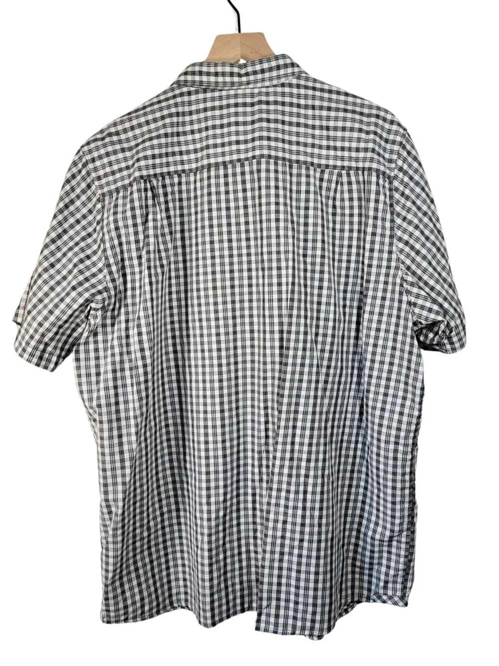 The North Face Mens Millstone Shortsleeve Button-Up Black and White Plaid Sz XL